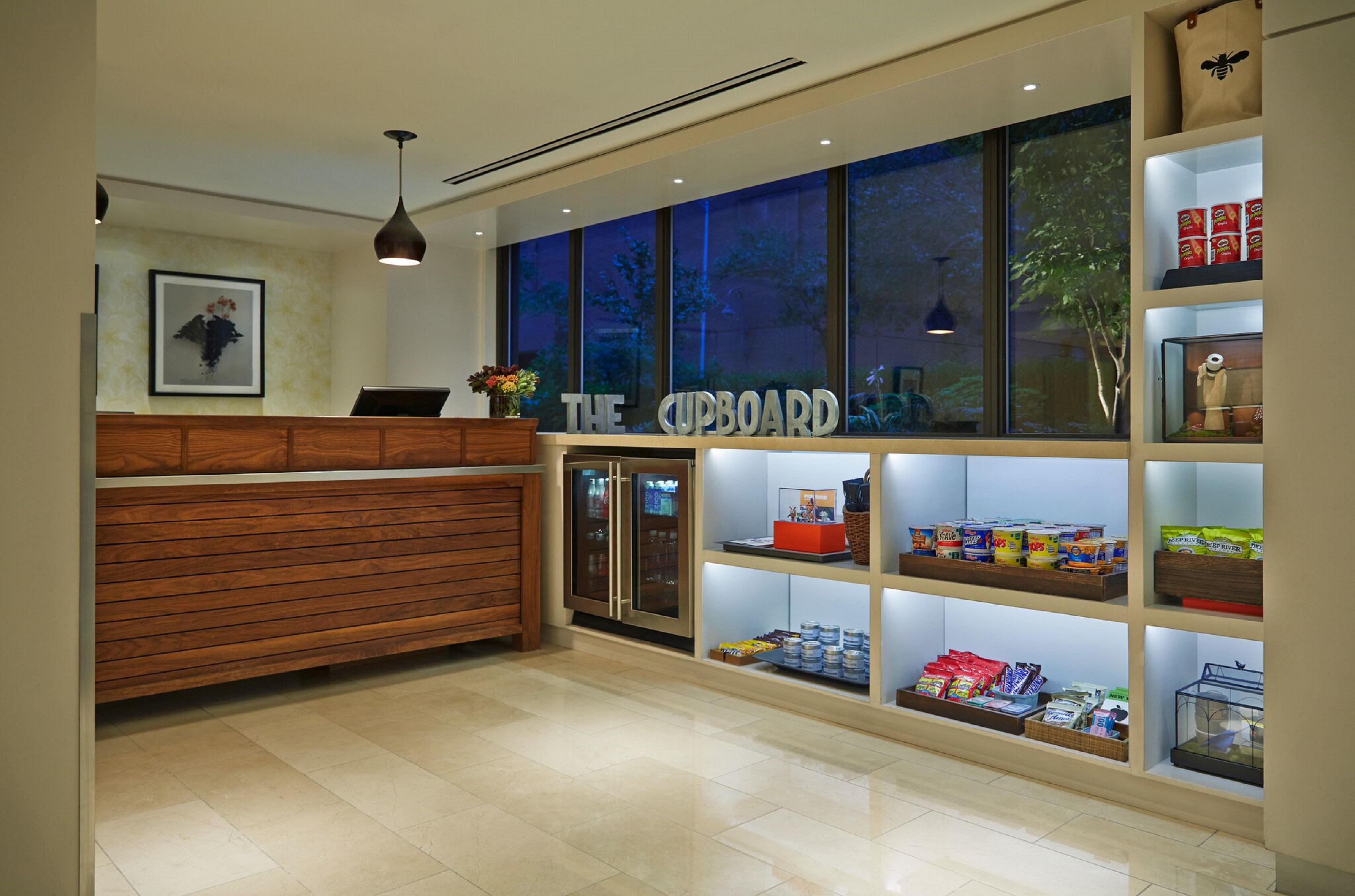 The Gardens Sonesta Es Suites New York Exterior photo