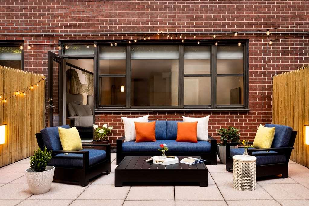 The Gardens Sonesta Es Suites New York Exterior photo